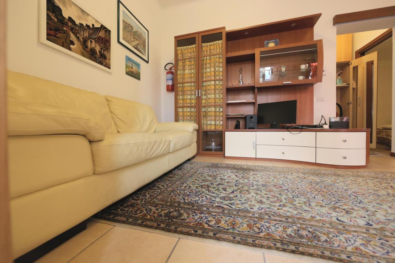 La Persiana Apartment *